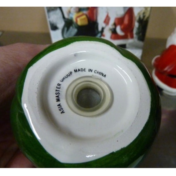 🎅🏻SALE Salt & Pepper Shakers Santa with Bag of Toys by Asia Master Christmas - Picture 10 of 12